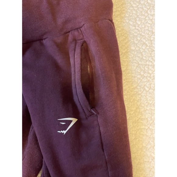 Gym Shark Maroon Woman's  Jogger Pants Classic Size: XS - Picture 5 of 8